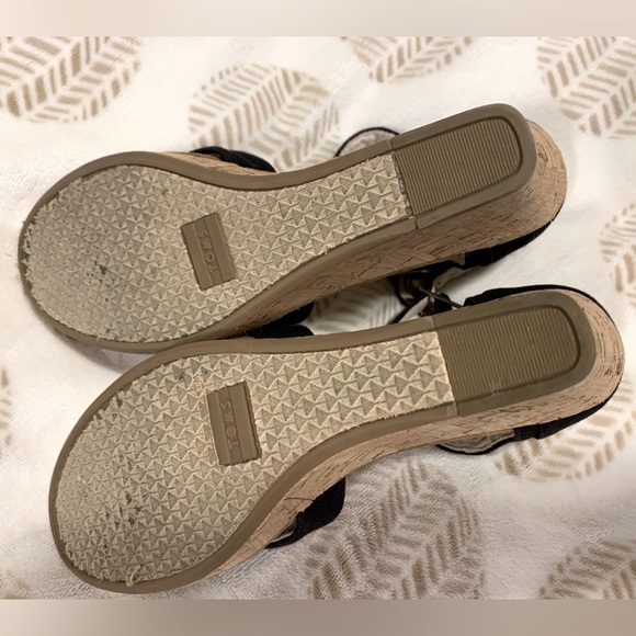 Tom’s Black Wedges - Picture 6 of 6